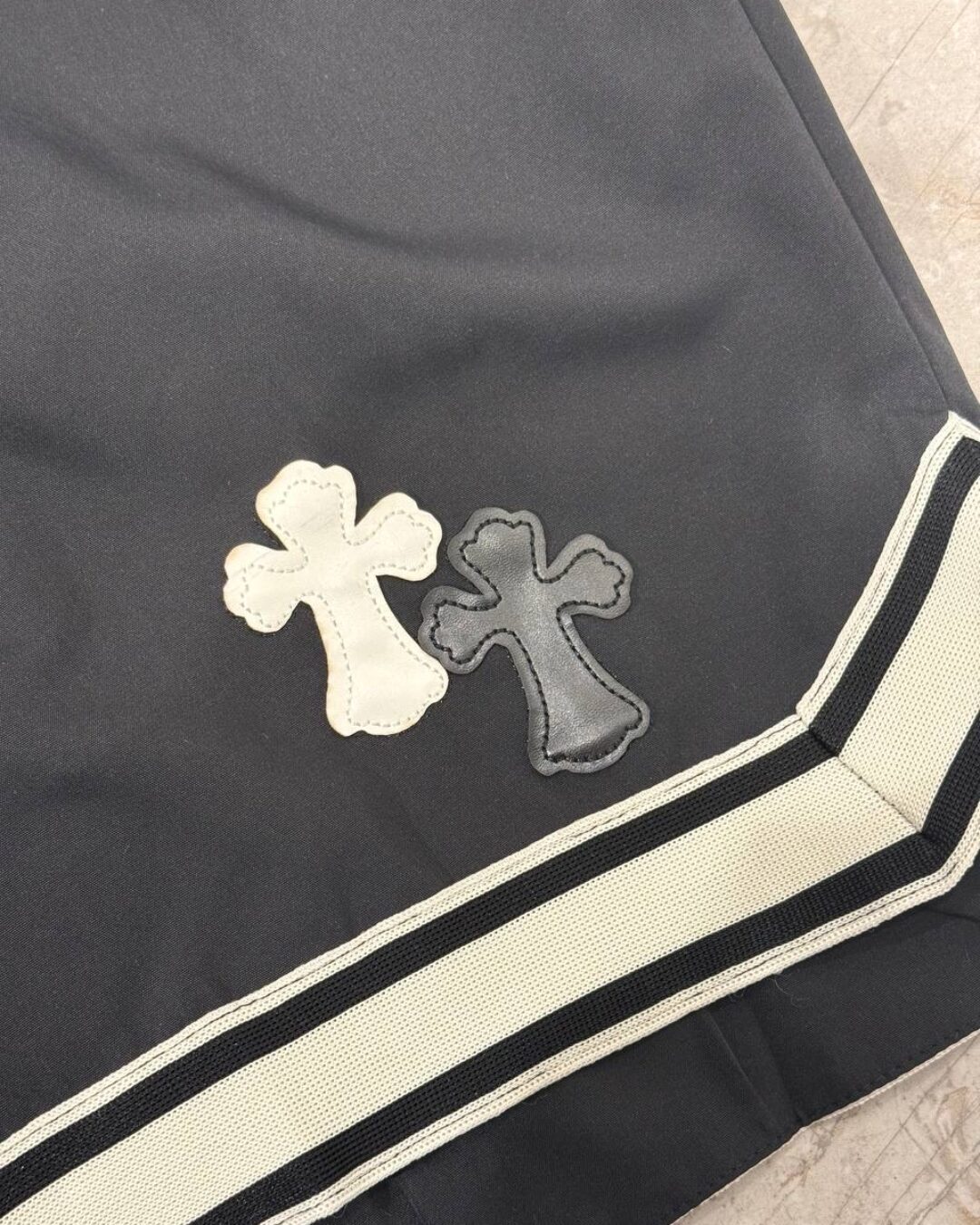 Шорты Chrome Hearts — изображение 5