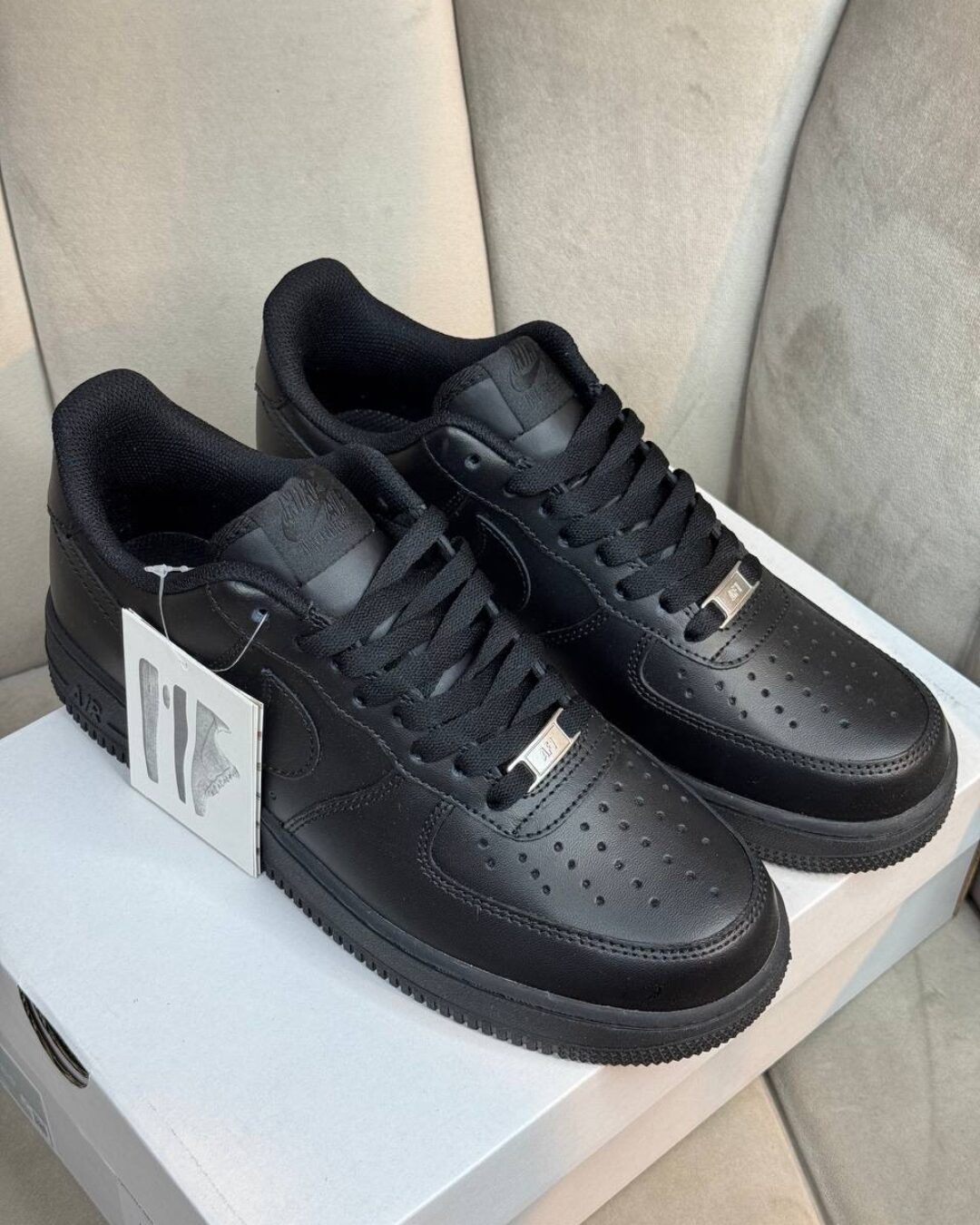 Кроссовки Nike Air Force 1 Low Triple Black