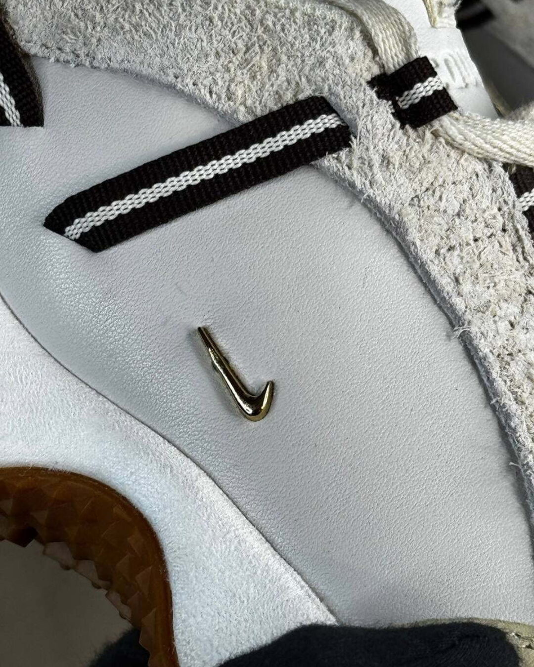 Кроссовки Nike Air Humara LX x Jacquemus (дисконт) — изображение 8