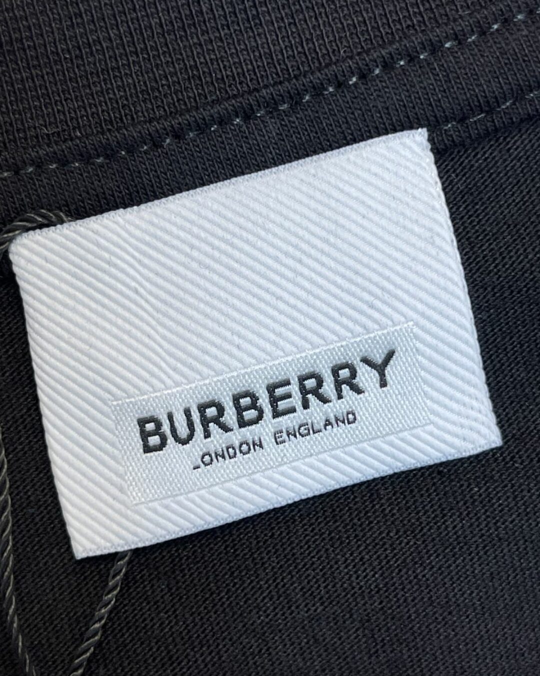 Футболка Burberry — изображение 4