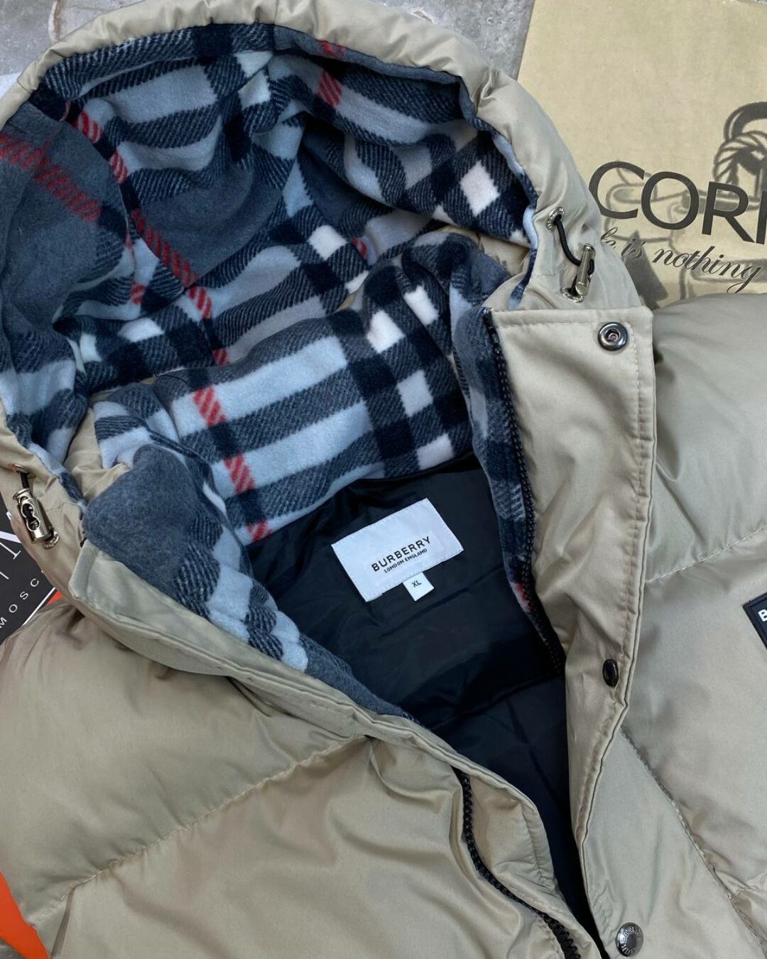 Жилет Burberry — изображение 6