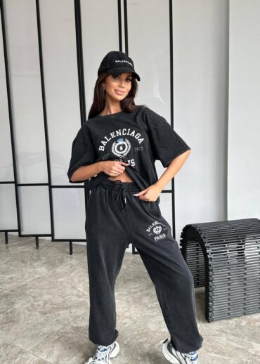 Костюм Balenciaga
