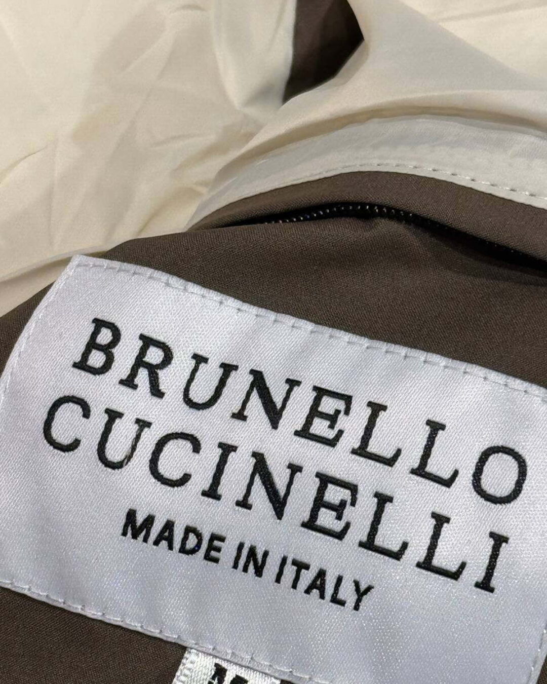 Жилет Brunello Cucinelli — изображение 9