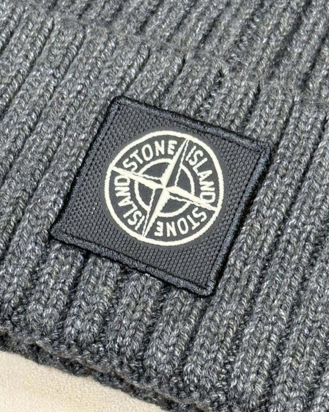 Шапка Stone Island — изображение 2