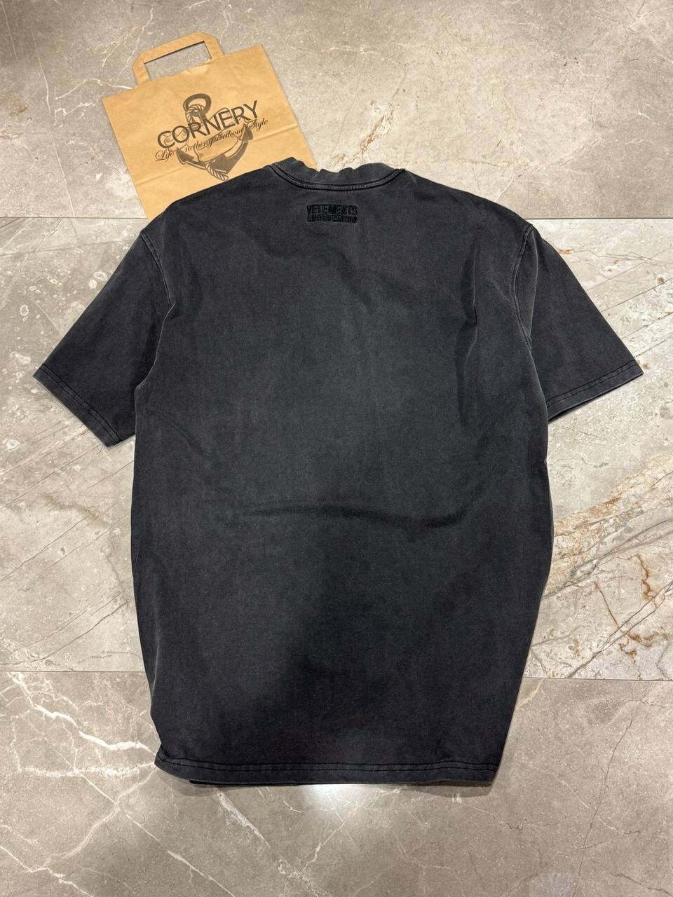 Футболка Vetements Logo — фото 2