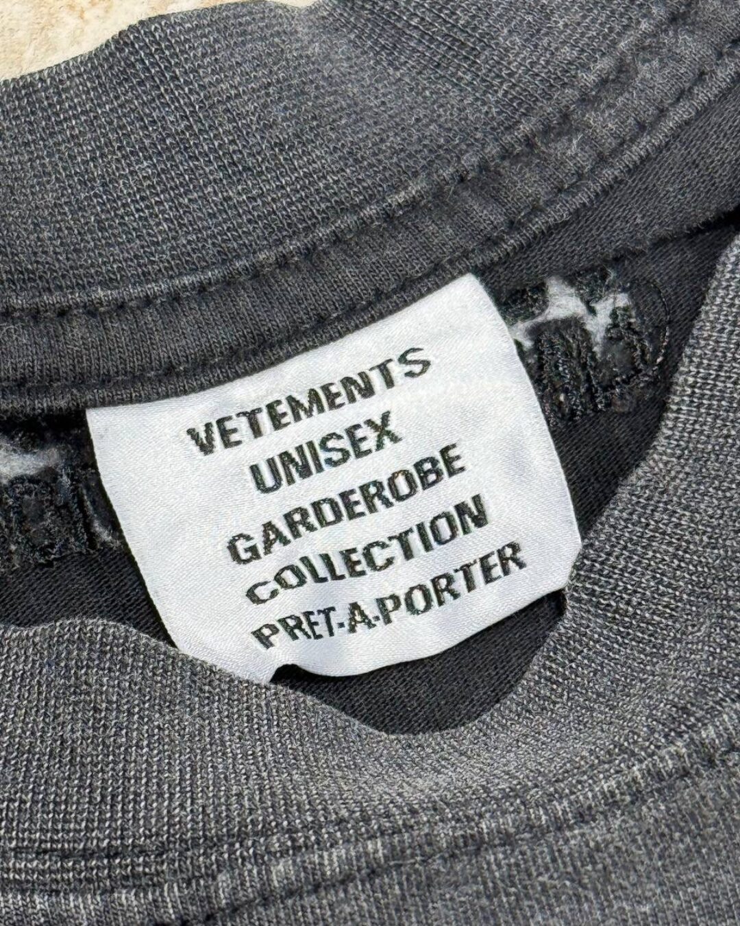 Футболка Vetements — изображение 7