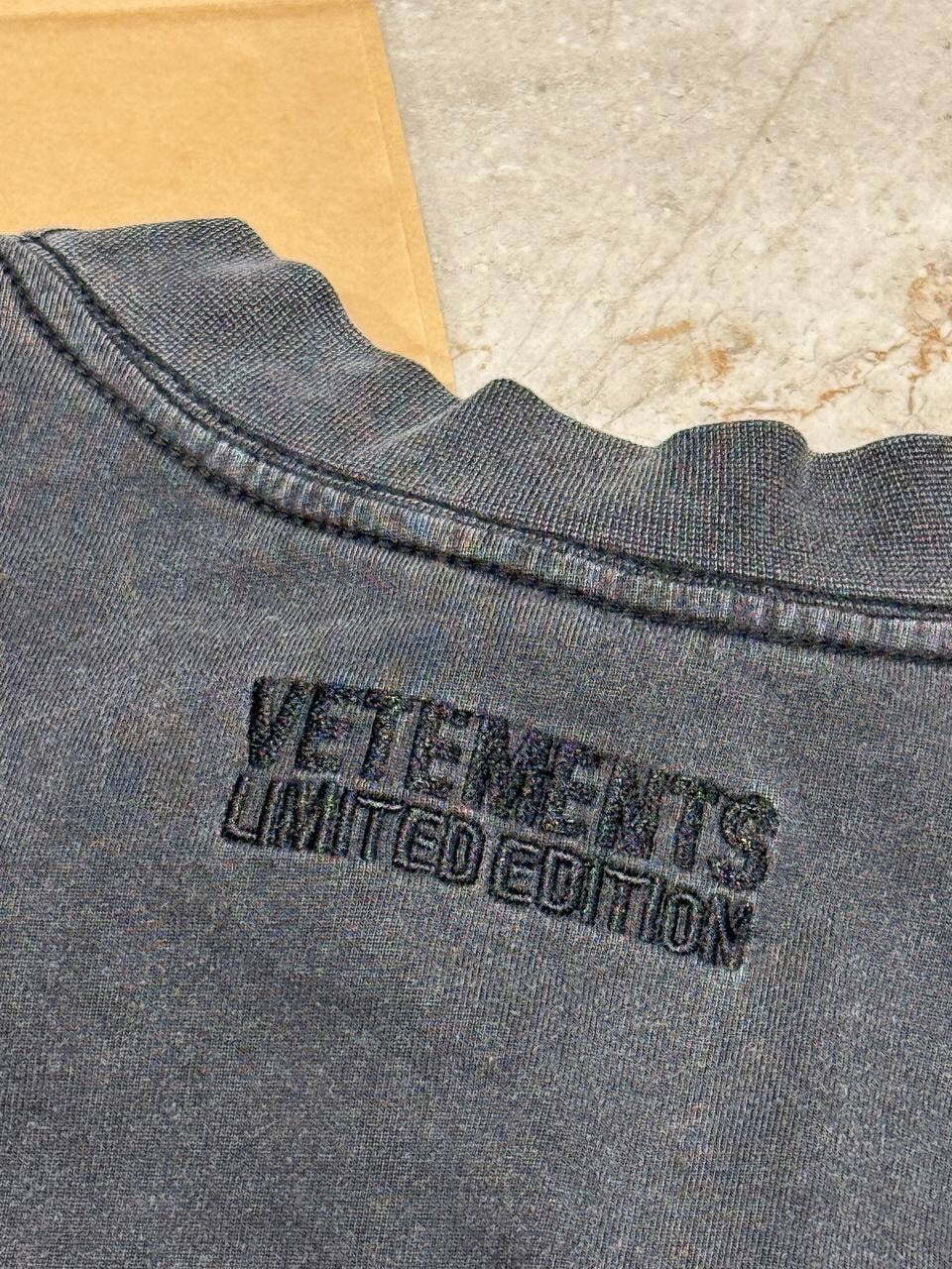 Футболка Vetements Logo — фото 9