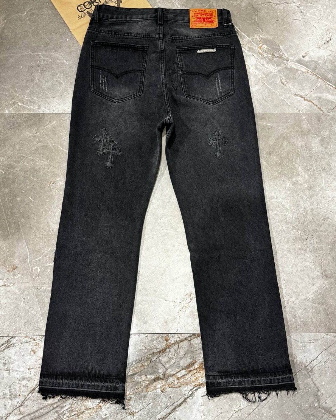 Джинсы Chrome Hearts — изображение 2