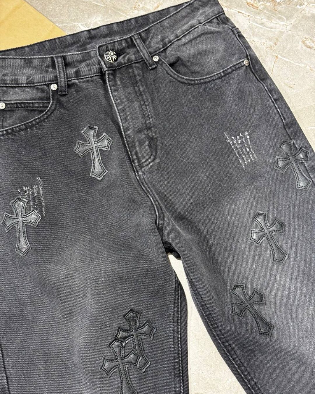 Джинсы Chrome Hearts — изображение 3