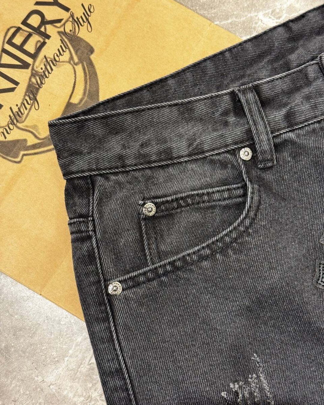 Джинсы Chrome Hearts — изображение 9