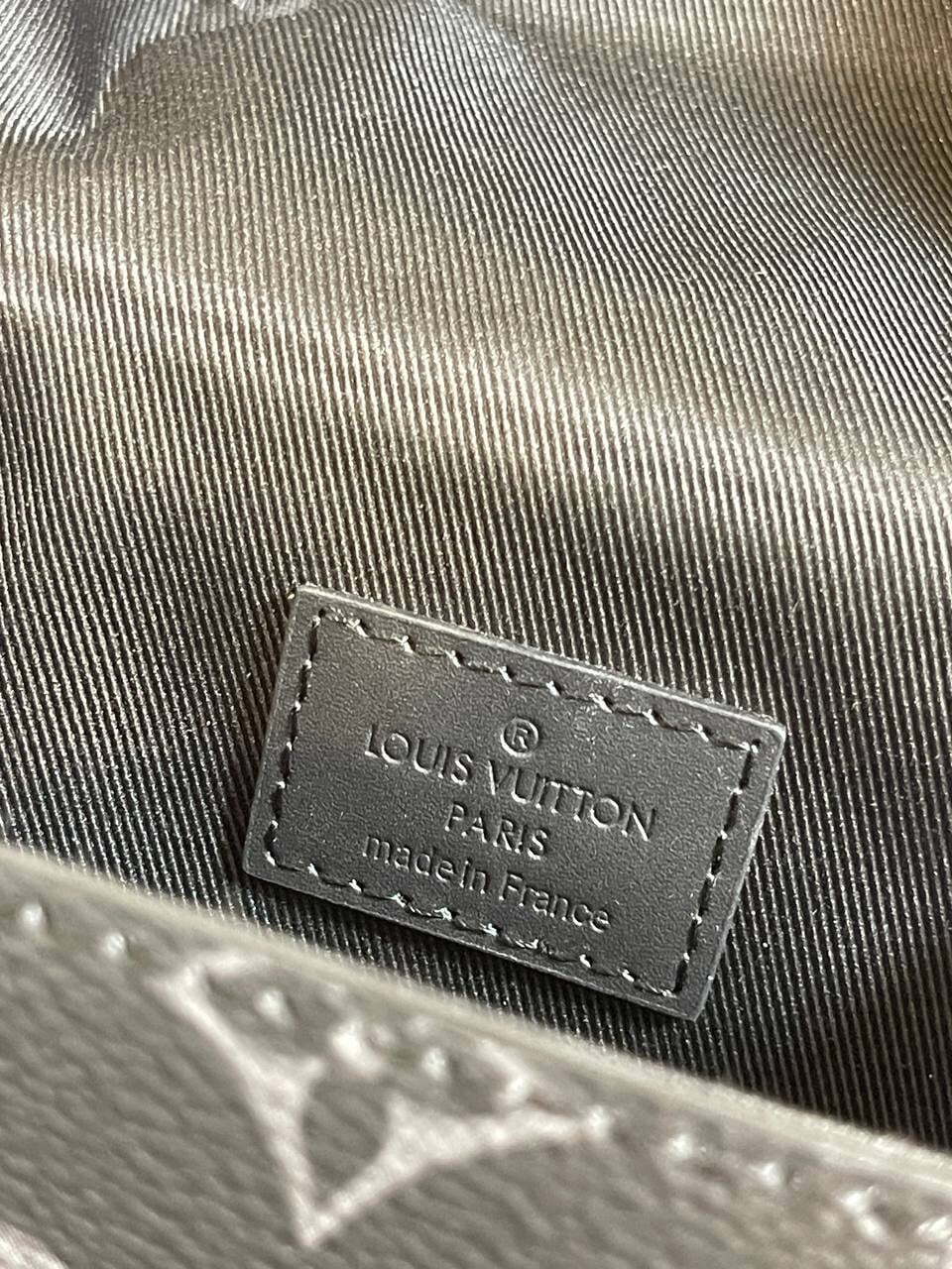 Сумка Louis Vuitton Vertical Trunck — фото 10