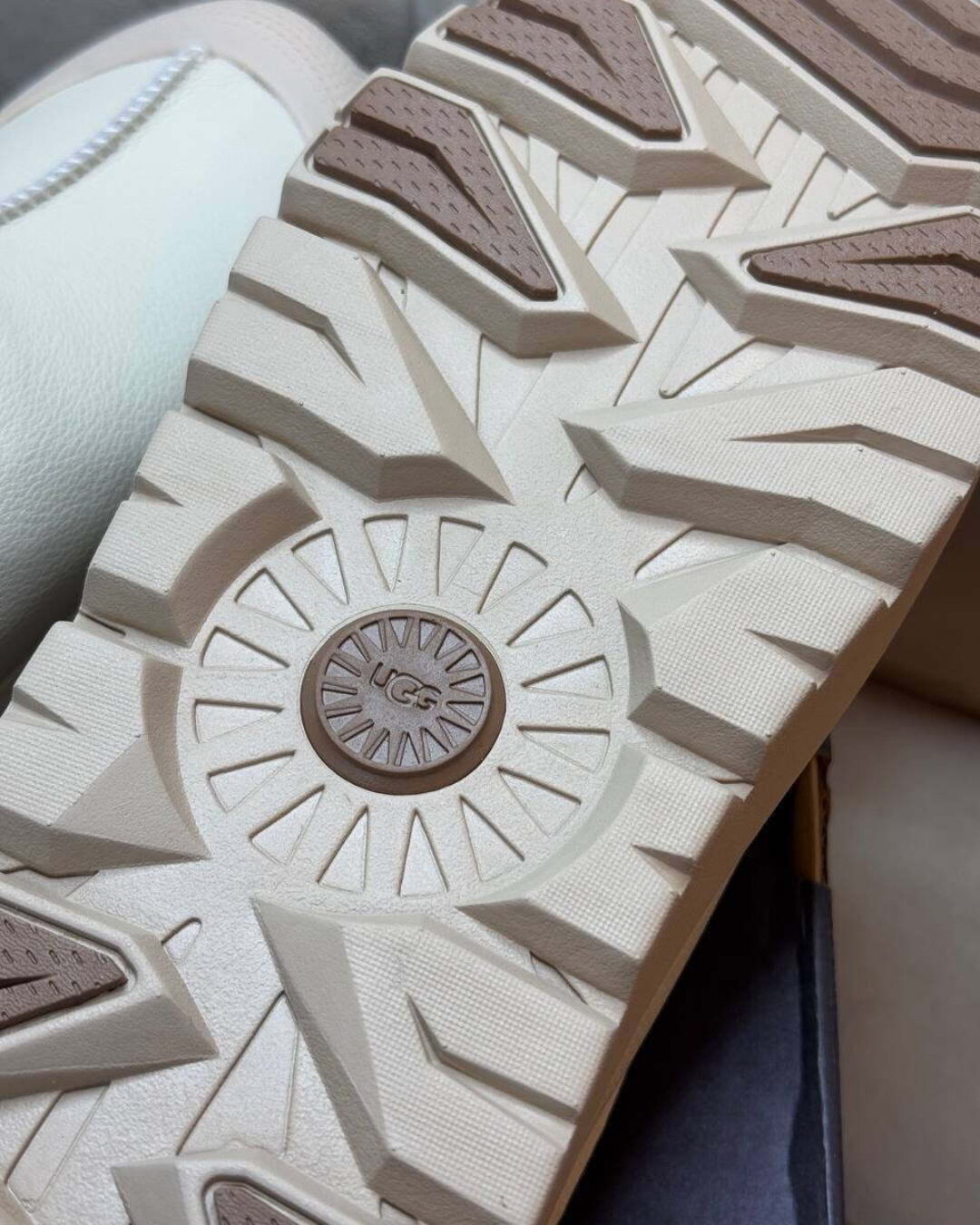 Ботинки Ugg — изображение 7