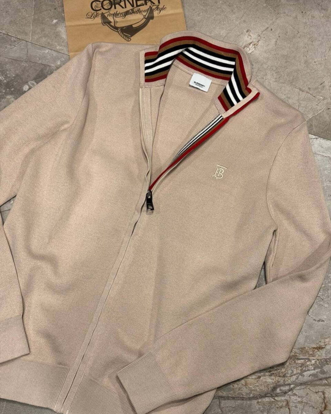 Кофта Burberry — изображение 5