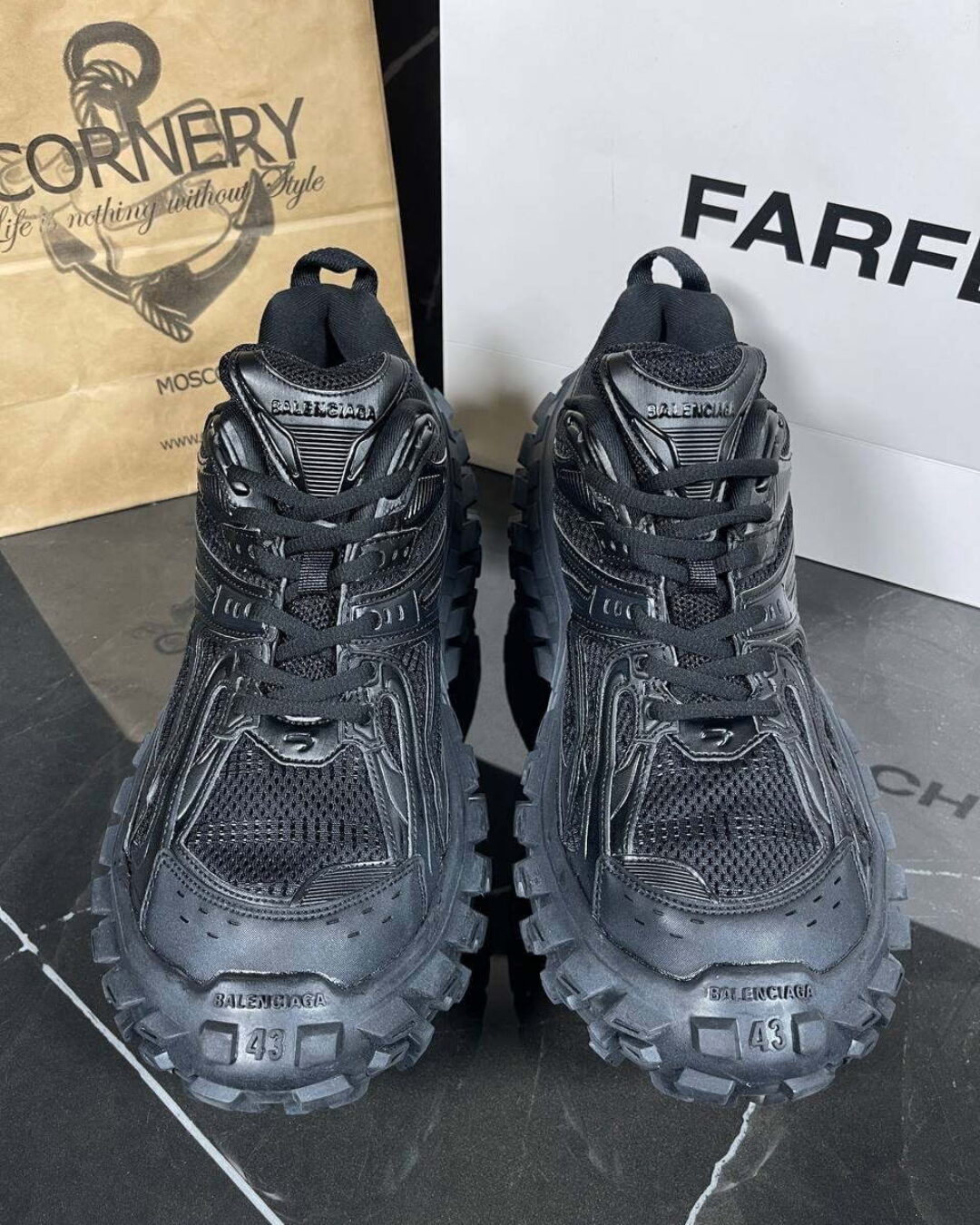 Кроссовки Balenciaga — изображение 2