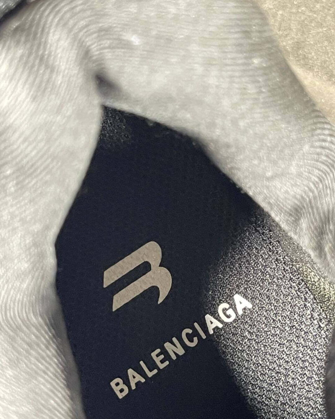 Кроссовки Balenciaga — изображение 7