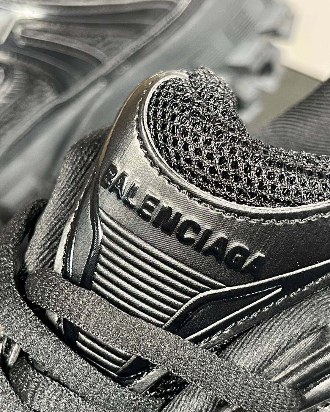 Кроссовки Balenciaga — изображение 9