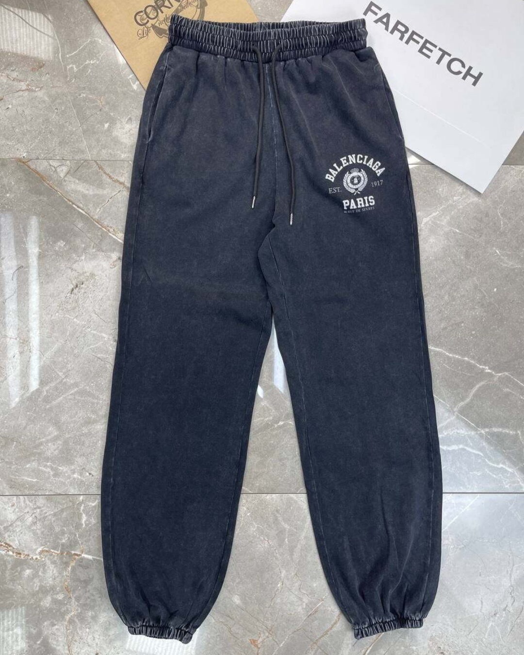 Костюм Balenciaga — изображение 7