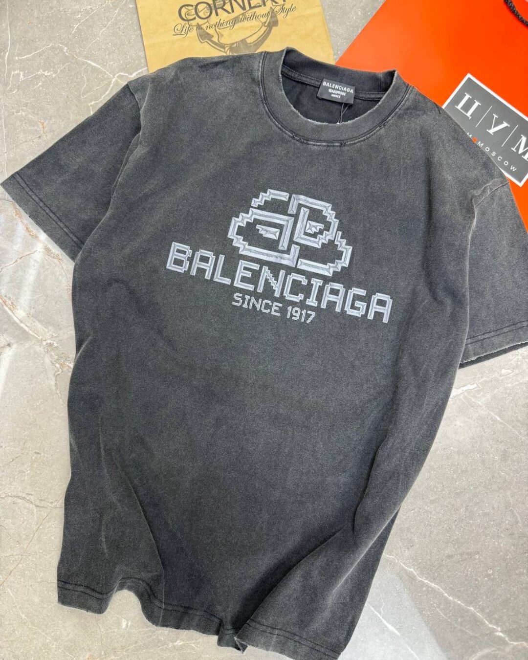 Футболка Balenciaga — изображение 3