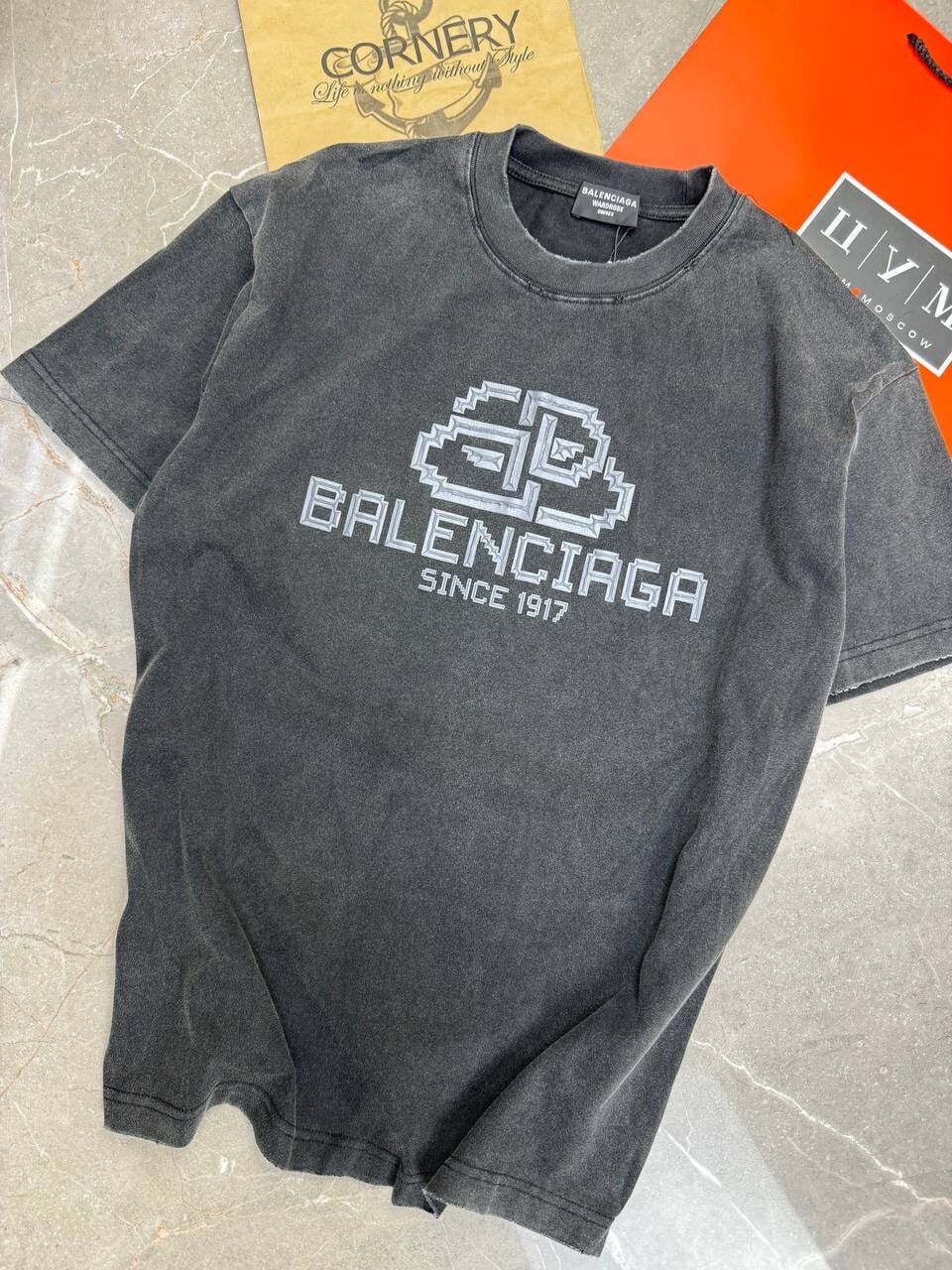 Футболка Balenciaga — фото 3