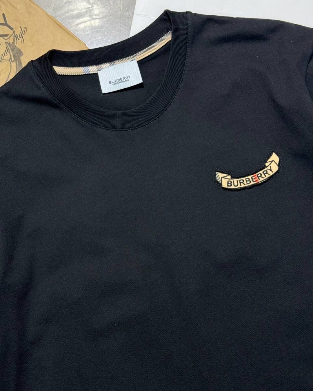 Футболка Burberry — изображение 4