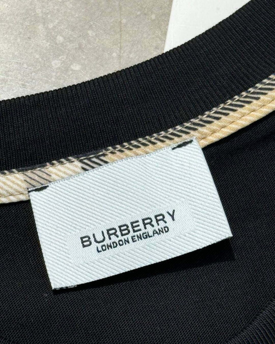 Футболка Burberry — изображение 5