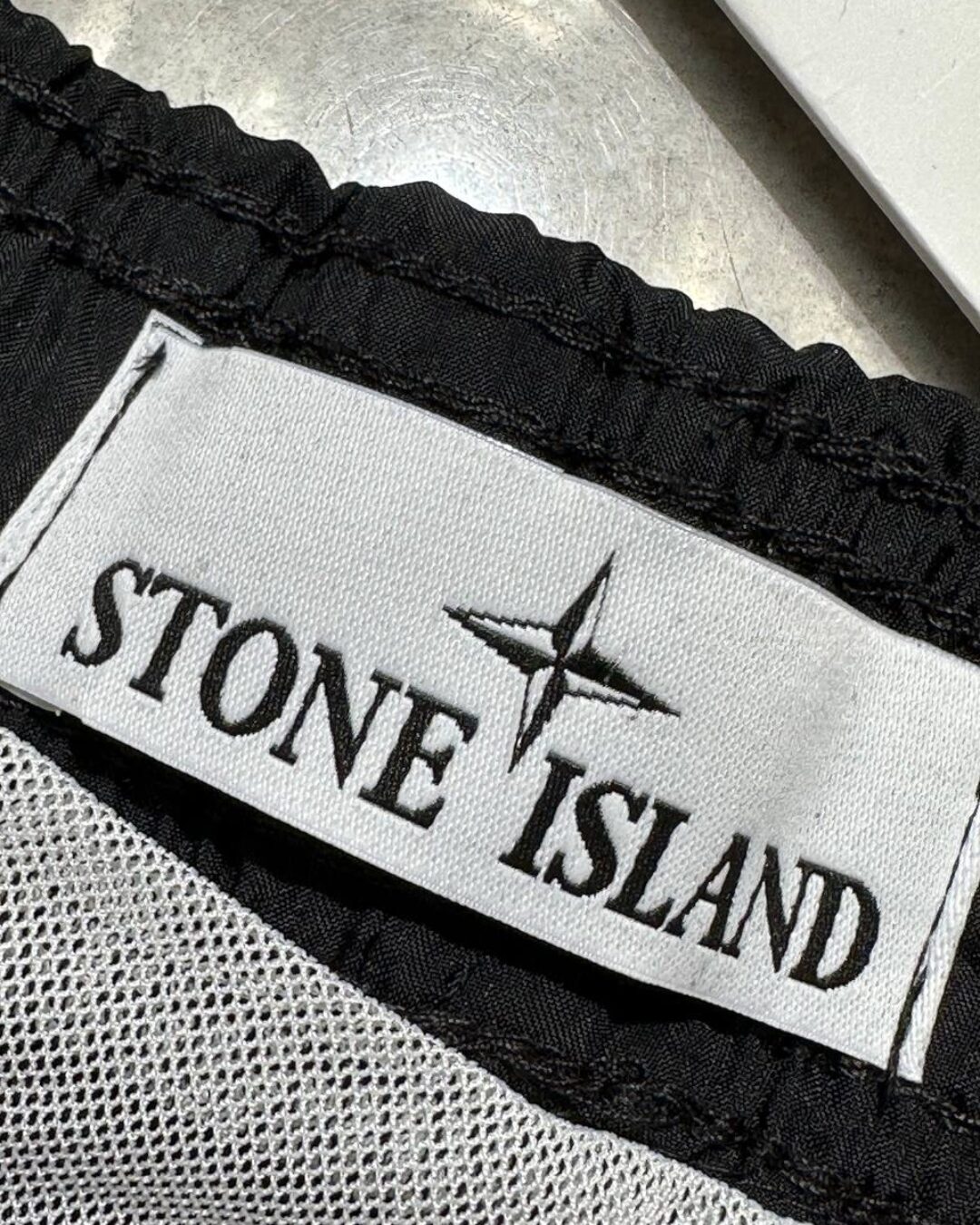 Шорты Stone Island — изображение 5