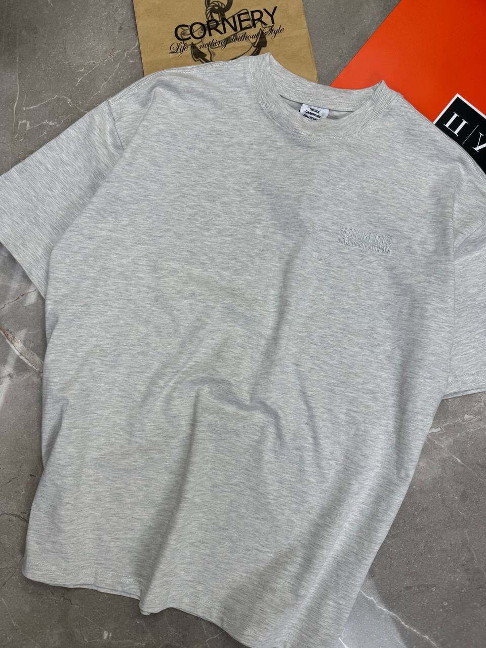 Футболка Vetements Logo — фото 4