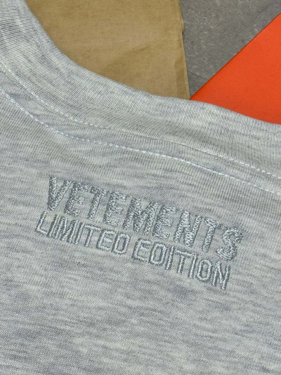 Футболка Vetements Logo — фото 9