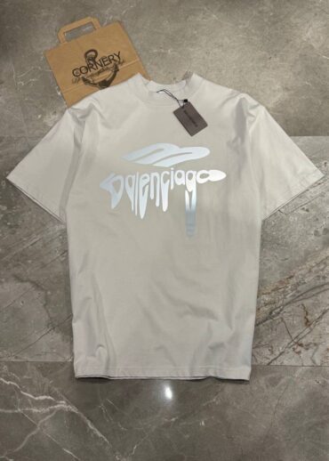 Футболка Balenciaga