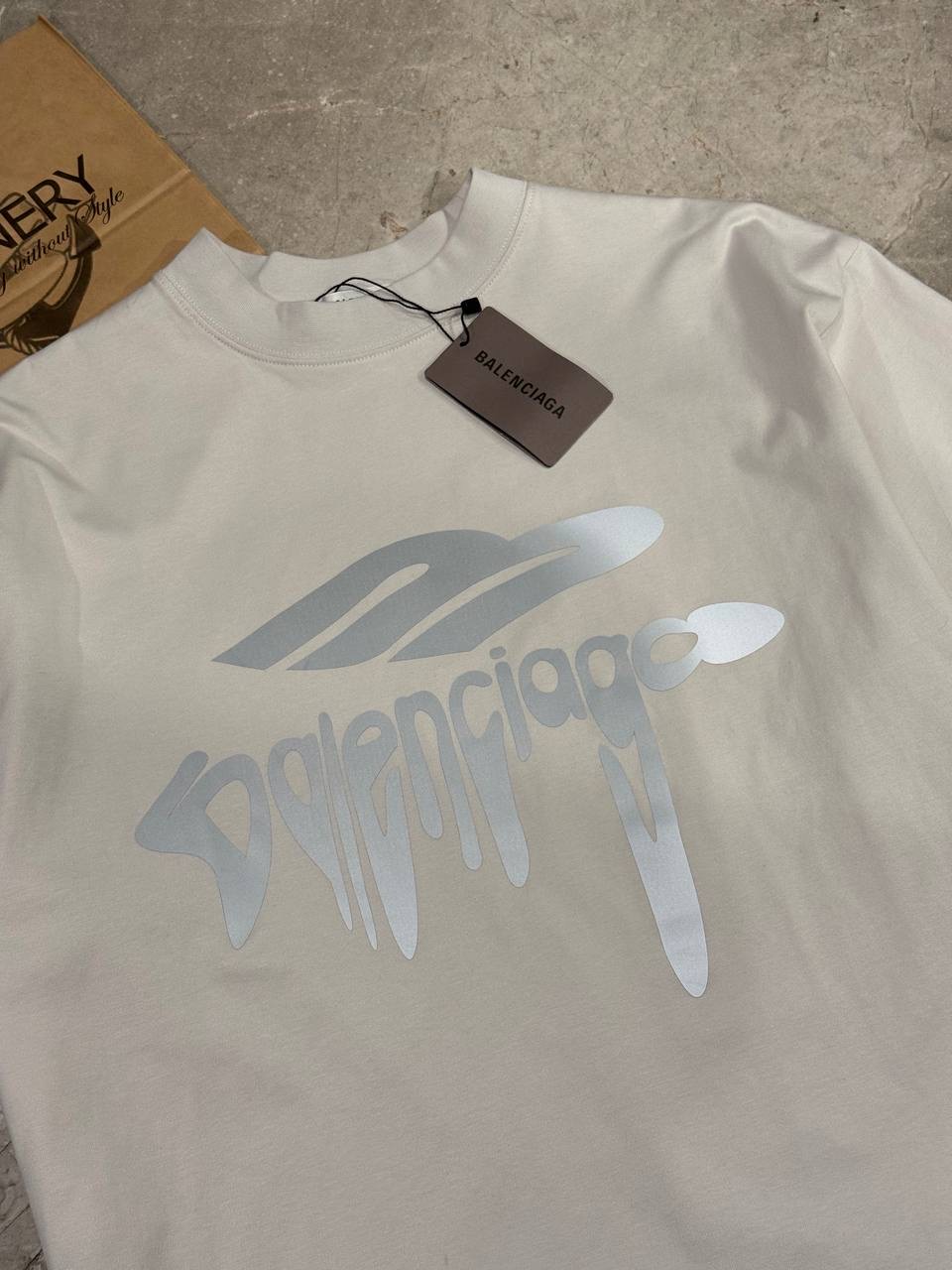 Футболка Balenciaga — фото 3