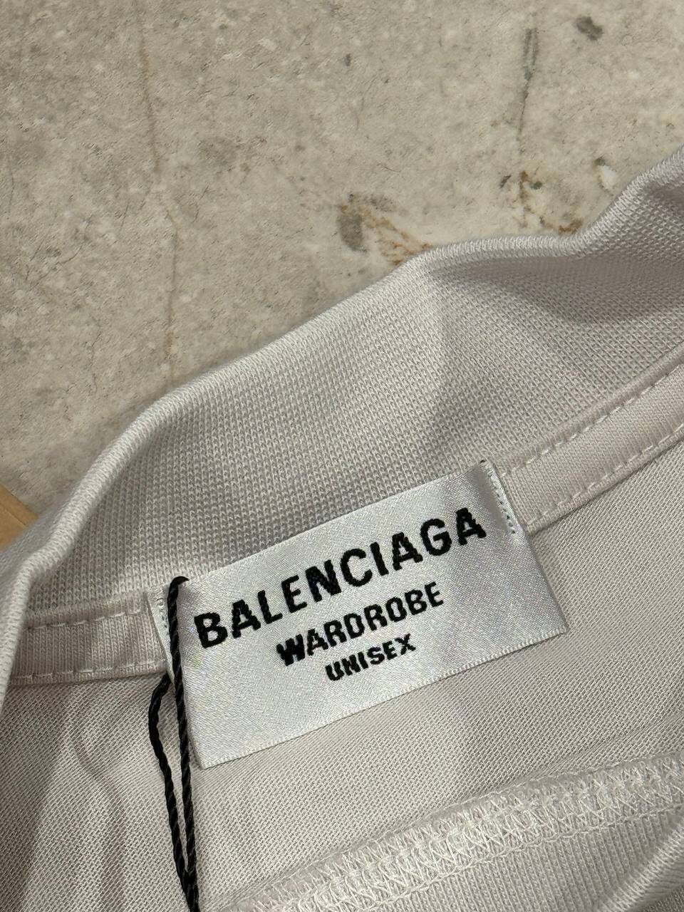 Футболка Balenciaga — фото 9