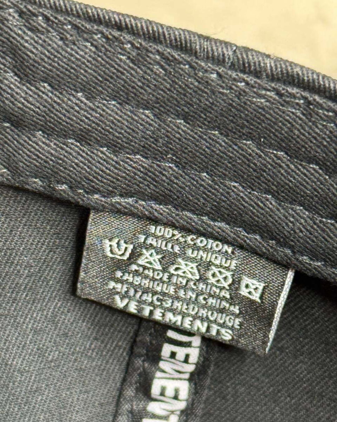 Кепка Vetements — изображение 9