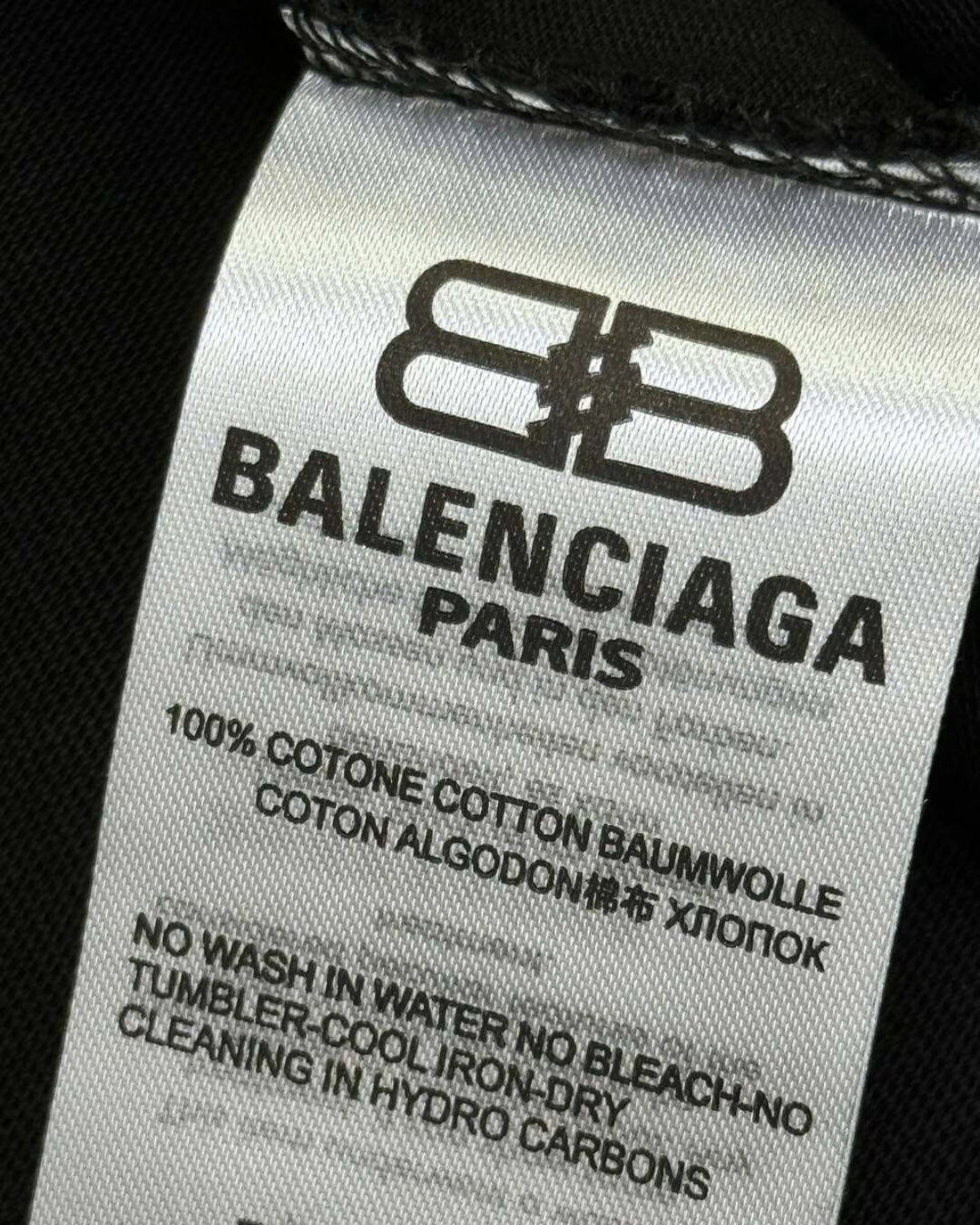 Футболка Balenciaga — изображение 7