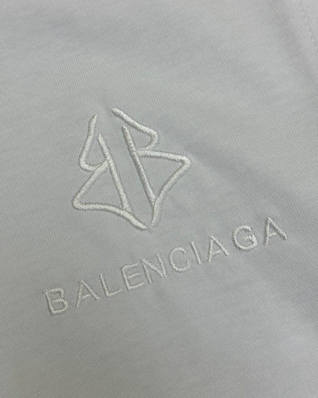 Футболка Balenciaga — изображение 4