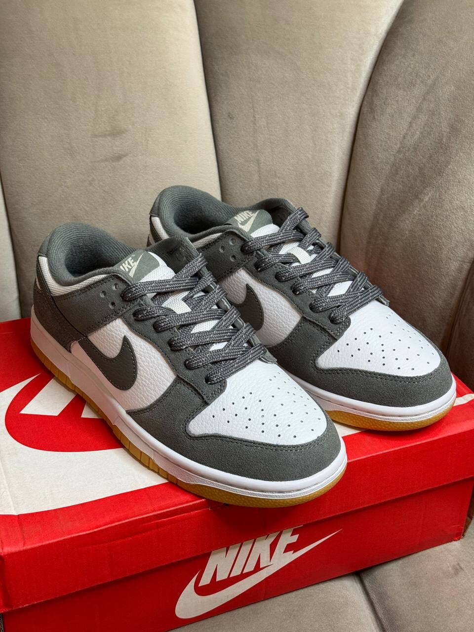 Кеды Nike Dunk Low Smoke Grey Gum — фото 1