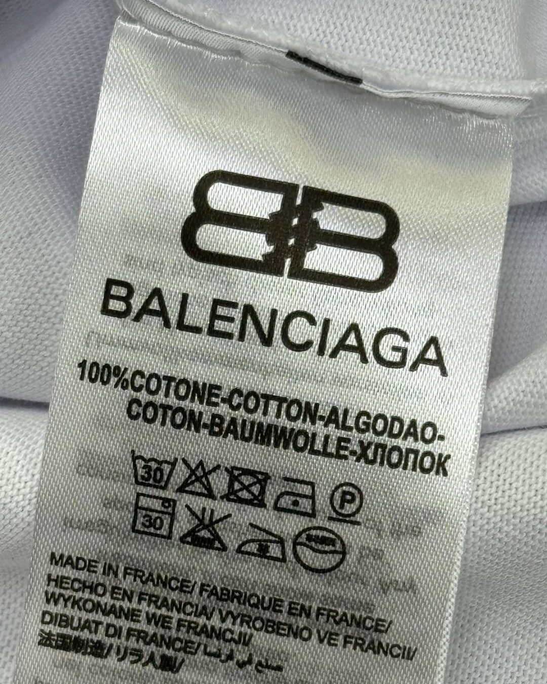 Футболка Balenciaga — изображение 6