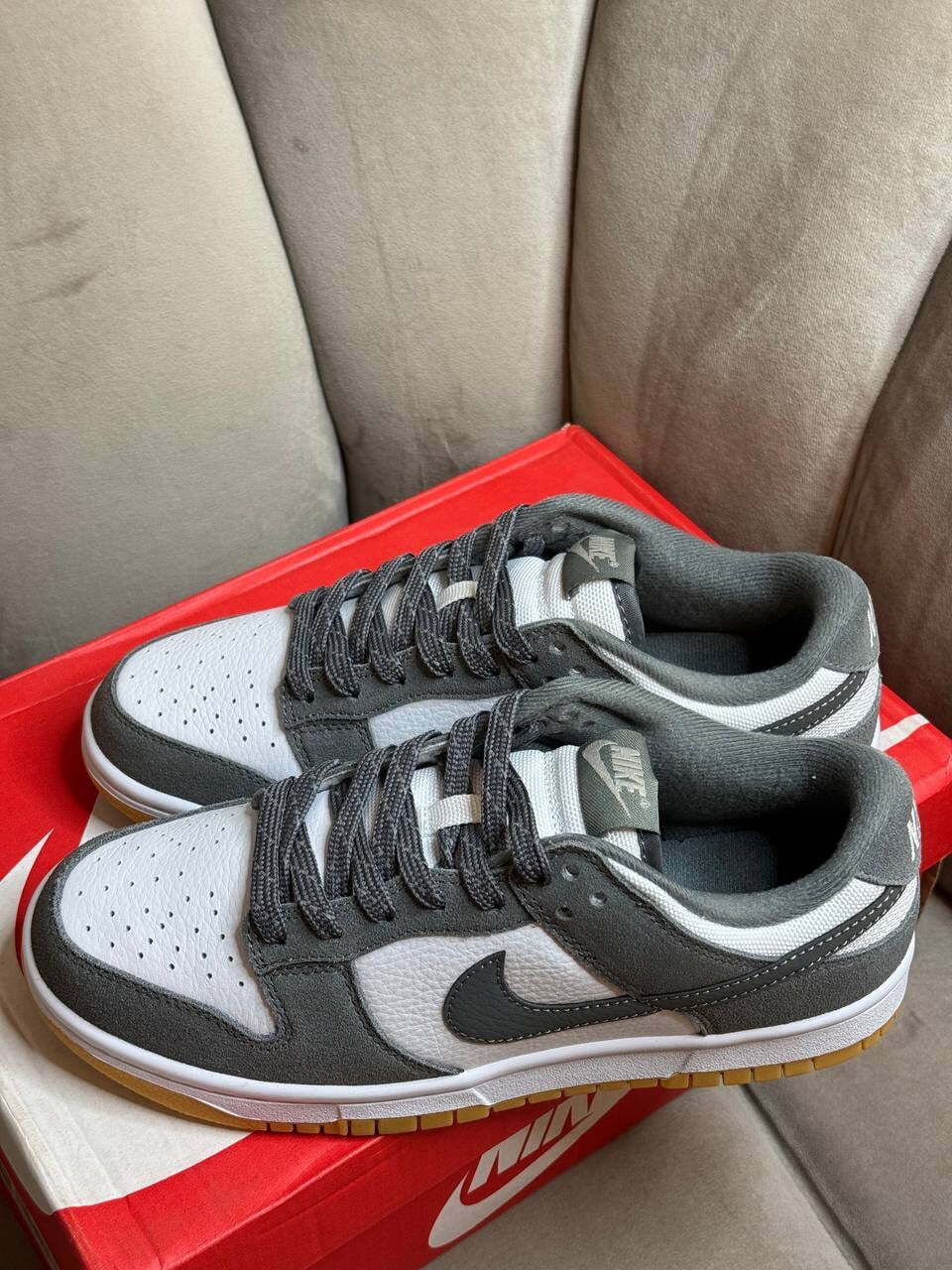 Кеды Nike Dunk Low Smoke Grey Gum — фото 3