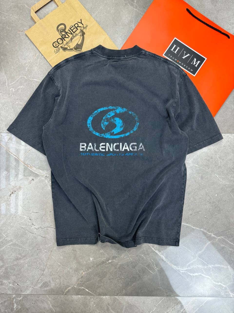 Футболка Balenciaga — фото 3