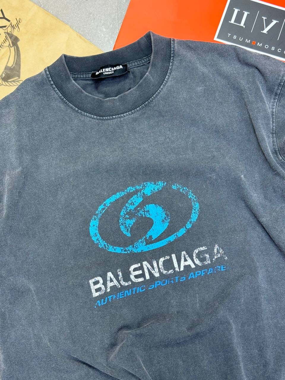 Футболка Balenciaga — фото 4