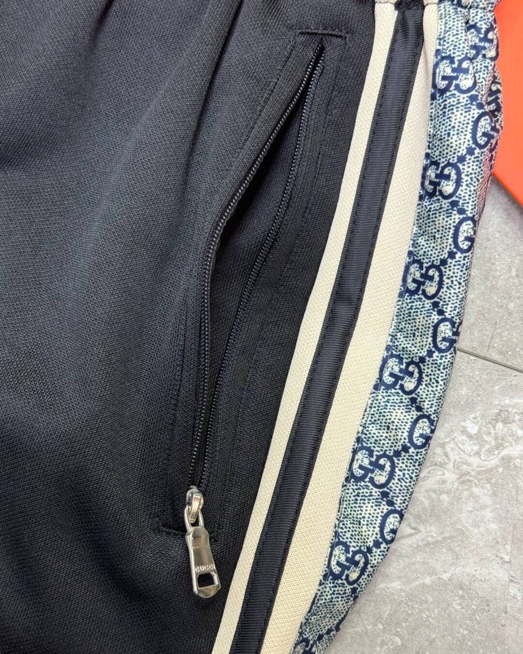 Спортивные штаны Gucci — изображение 7