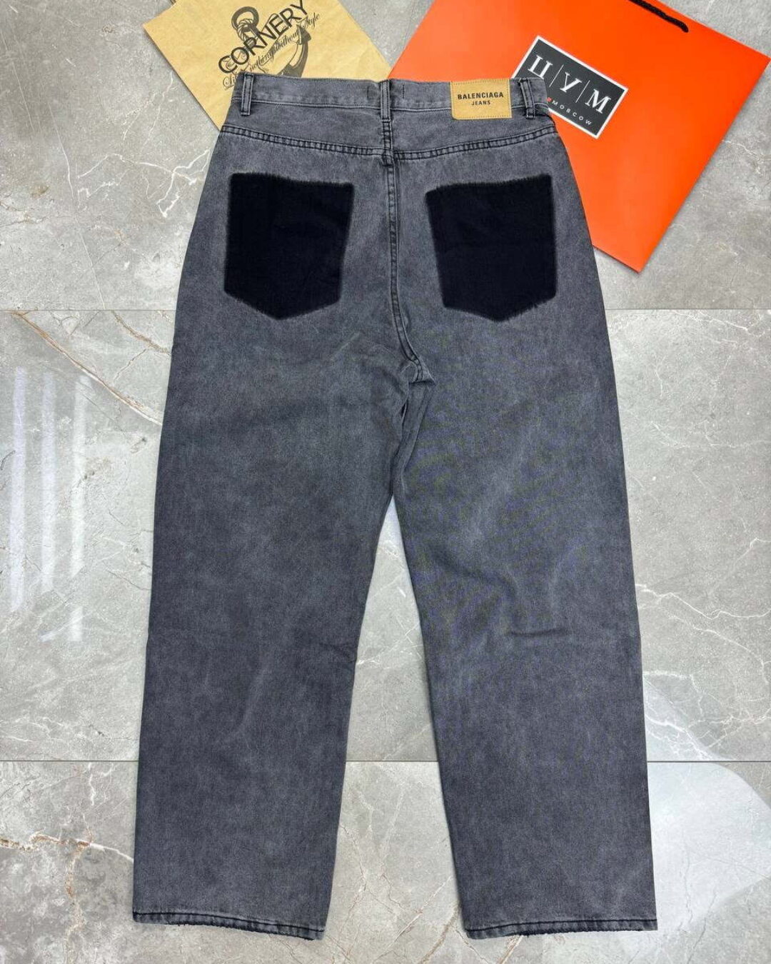 Джинсы Balenciaga — изображение 5