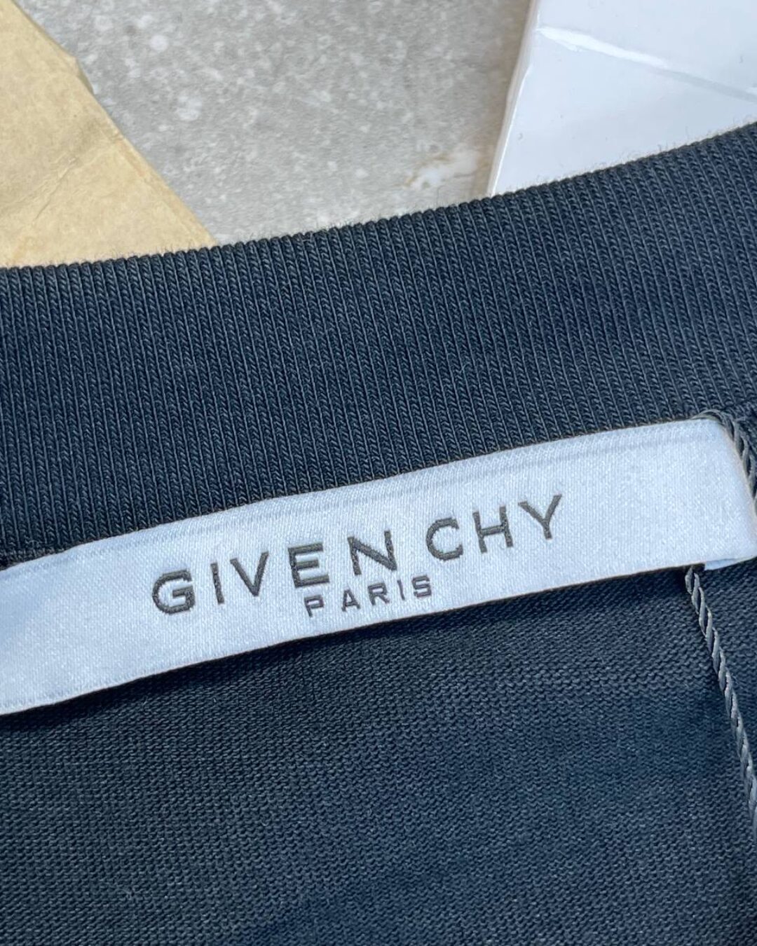 Футболка Givenchy — изображение 7