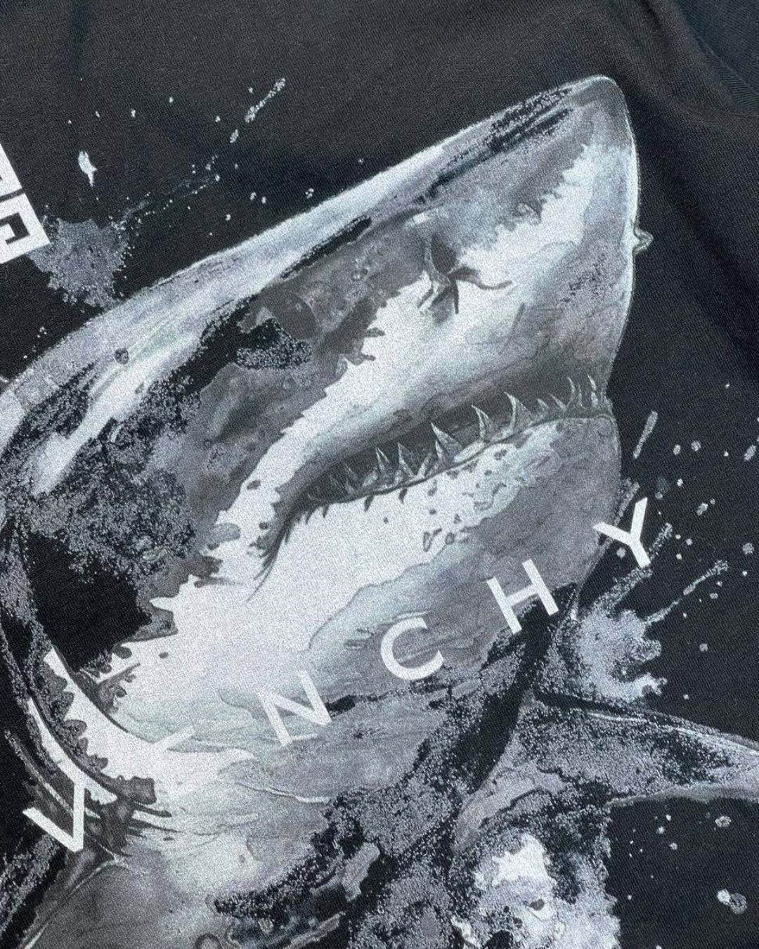 Футболка Givenchy — изображение 8