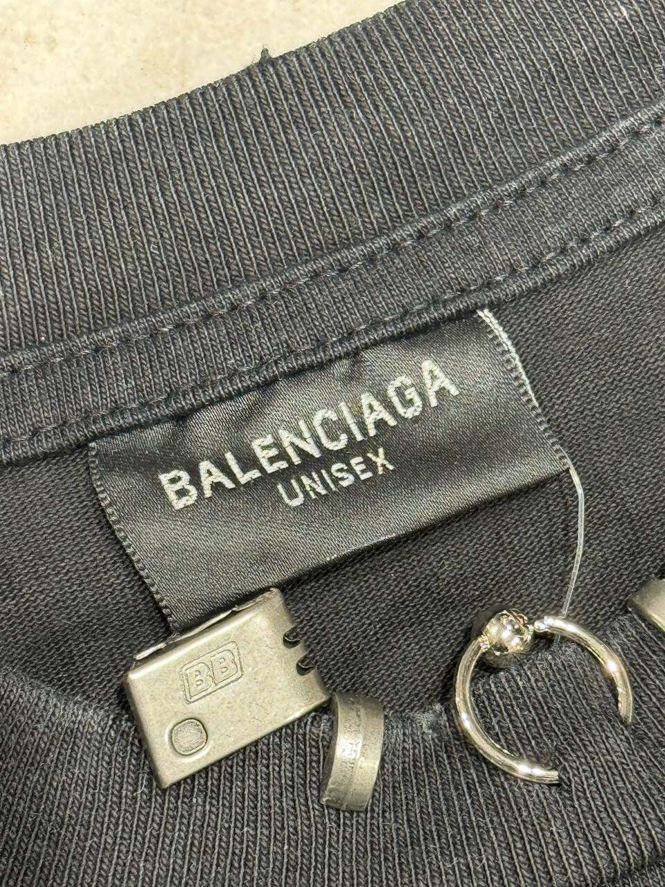 Футболка Balenciaga — фото 8
