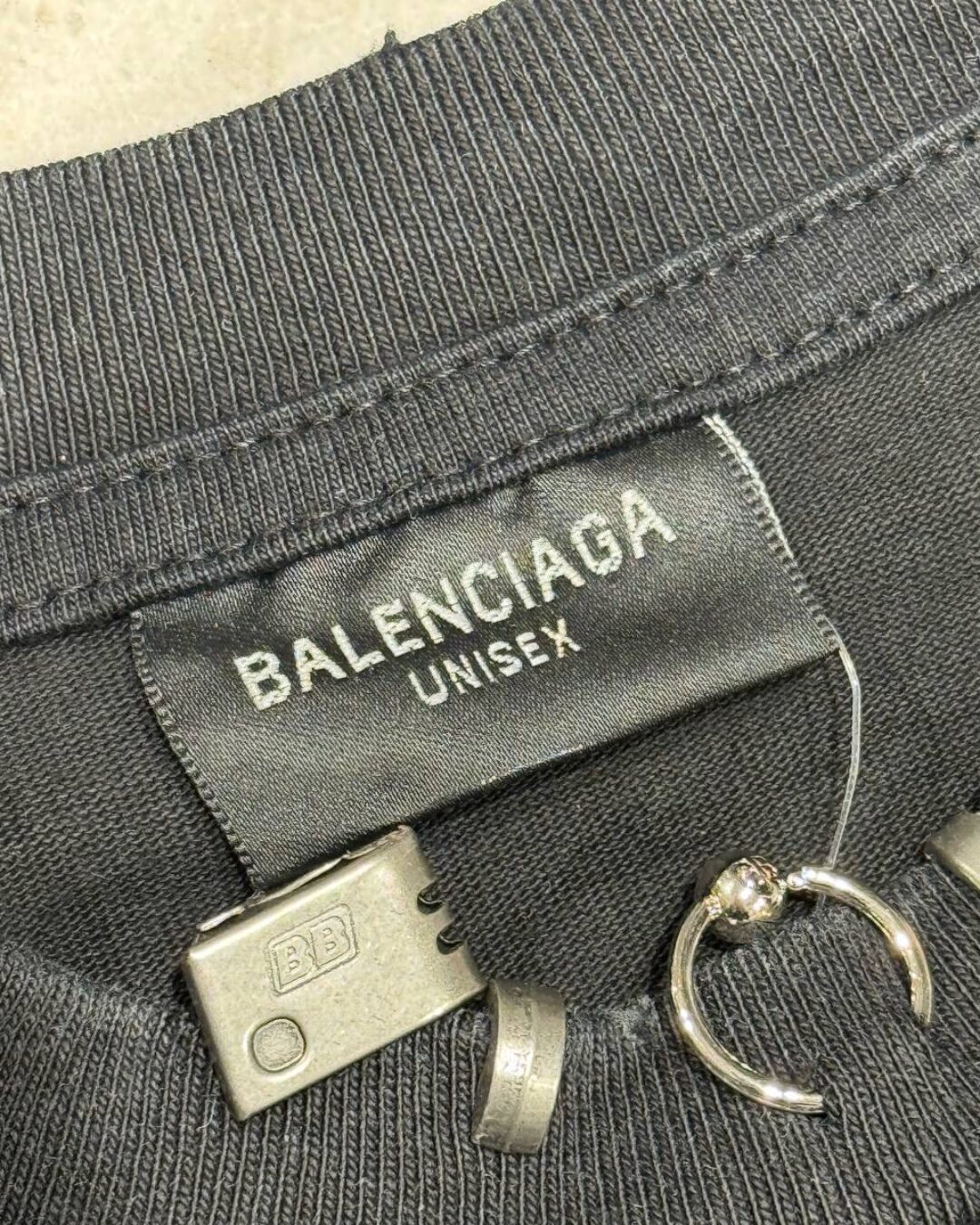 Футболка Balenciaga — изображение 7