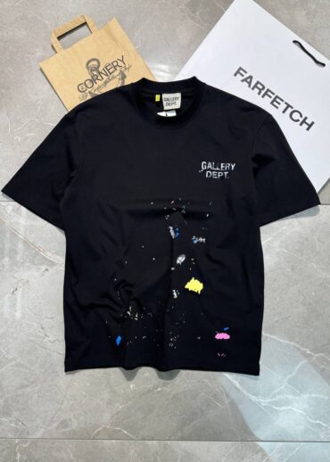 Футболка Gallery Dept