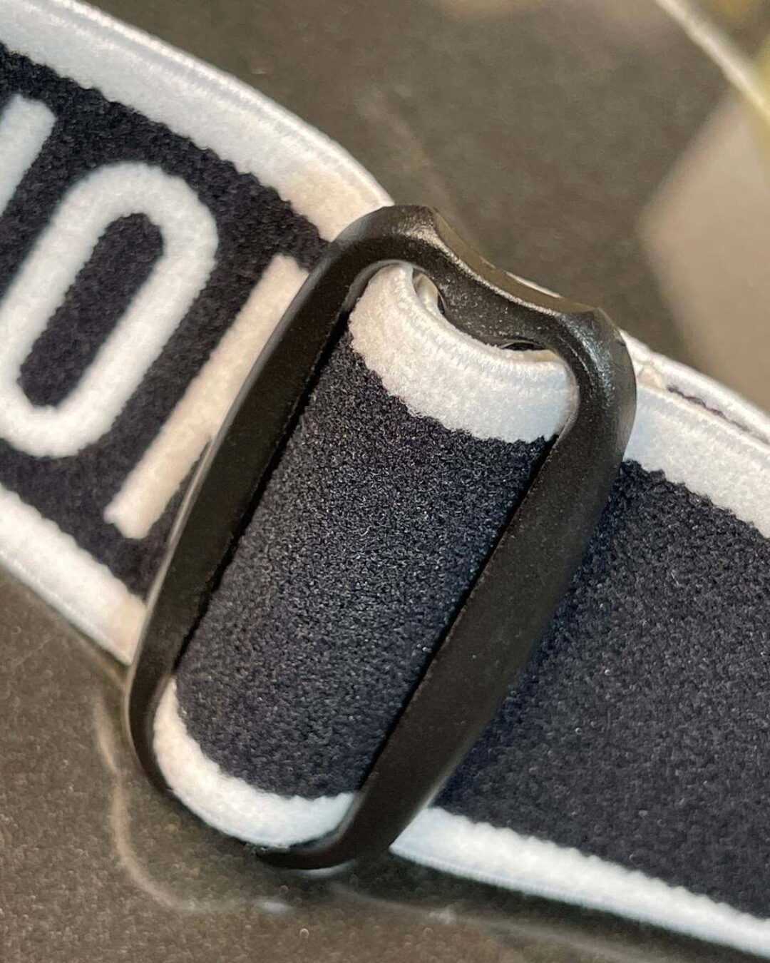 Солнцезащитный козырек Dior — изображение 9