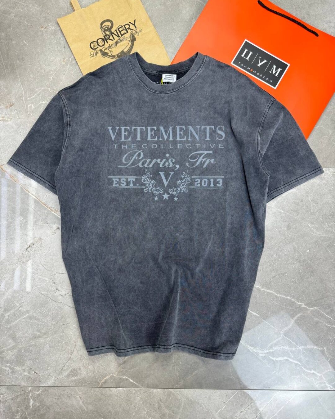 Футболка Vetements