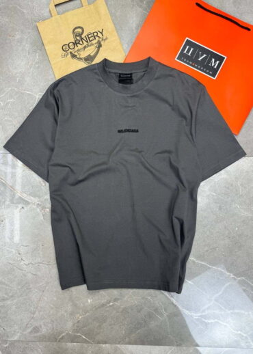 Футболка Balenciaga