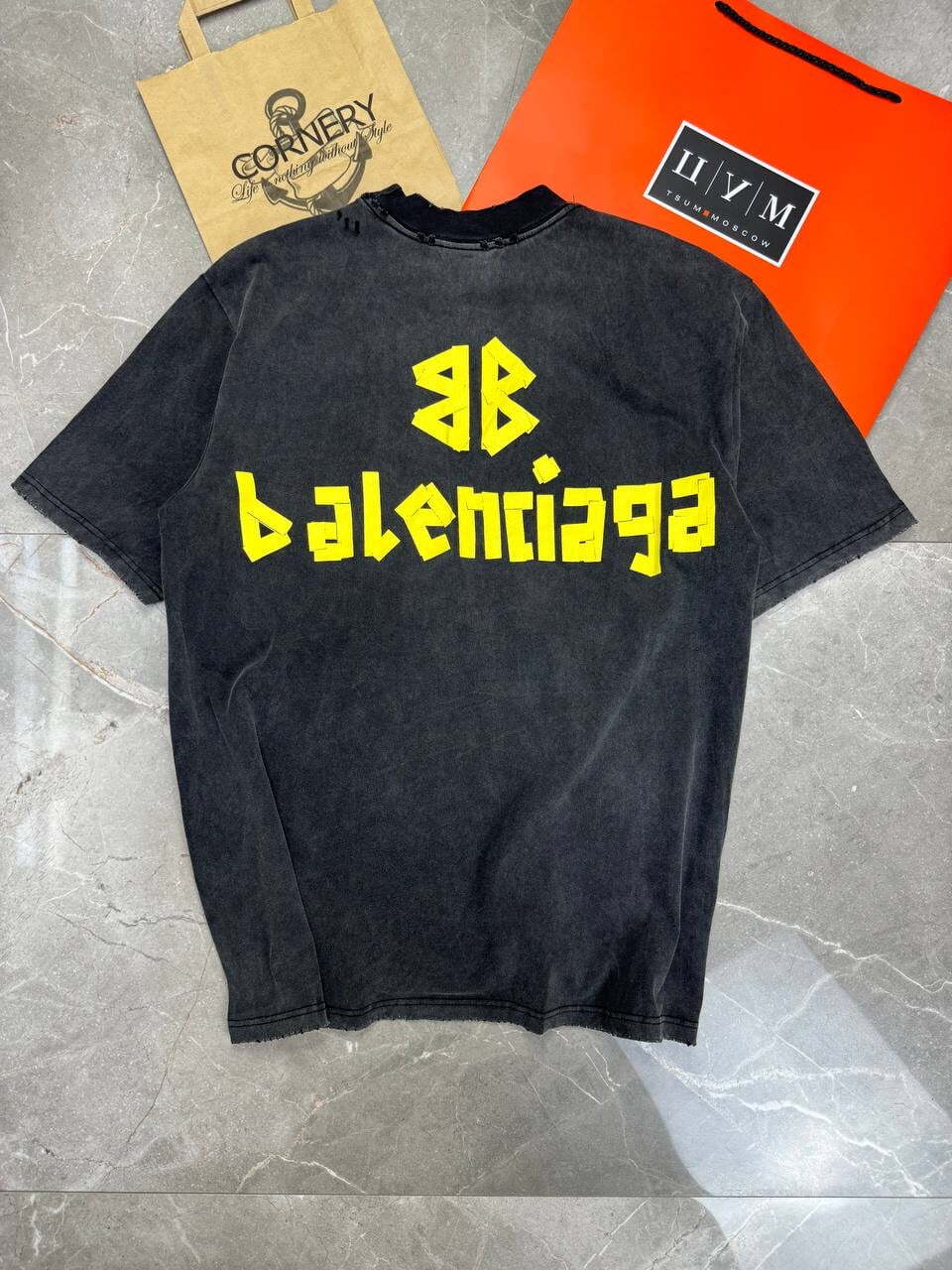 Футболка Balenciaga — фото 2